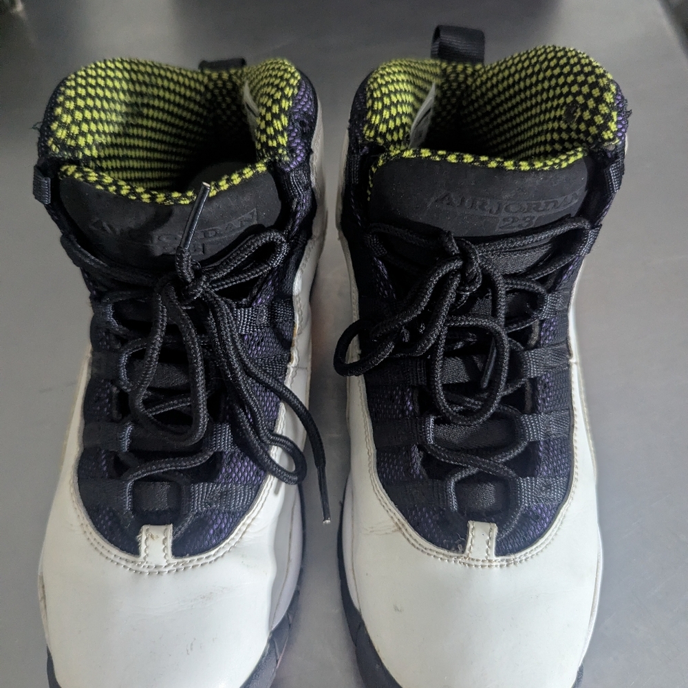 Jordan Retro 10s Reto - Black, White, and Green